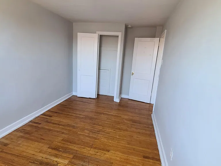 7013 Rutland St — Photo 8