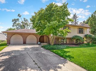 1736 Marion Ct, Wheaton, IL 60187