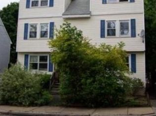32 Arlington St, Haverhill, MA 01830
