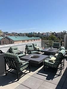 2nd image of 557 W Date St #201