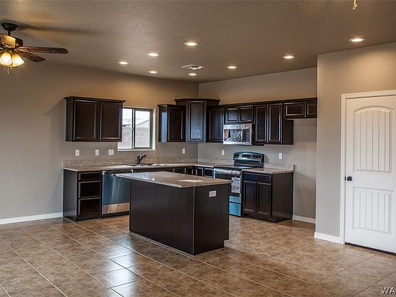2nd image of 3316 Brenda Street