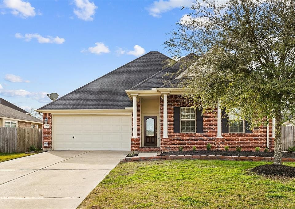 1st image of 2504 Quiet Arbor Ln