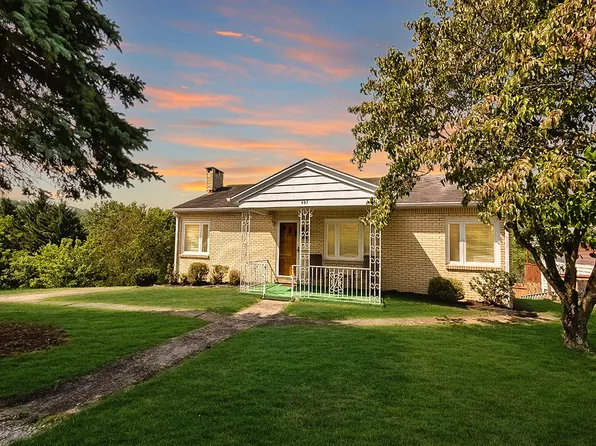 497 Mary St, Bentleyville, PA 15314