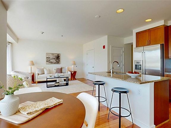5th image of 200 Exchange St Unit 1114