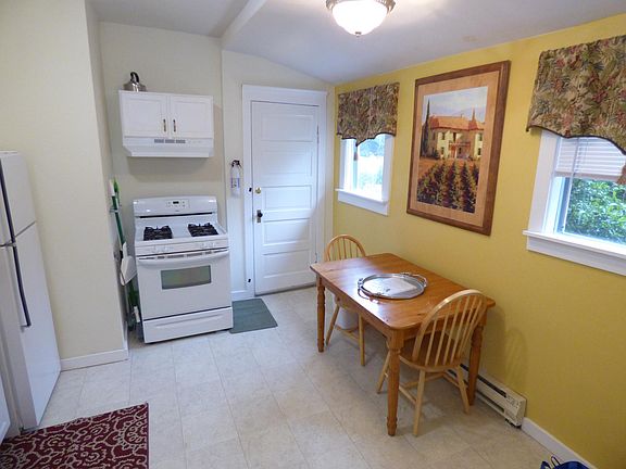 5th image of 2619 Baker Ave APT 4