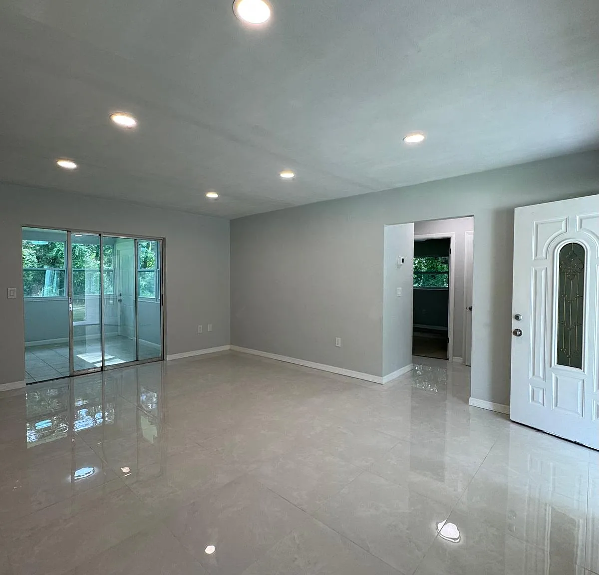 2 bed, 946 sqft, $1,540 — Photo 4