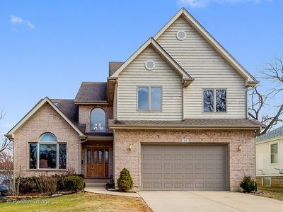 23 N Williams St, Westmont, IL, 60559