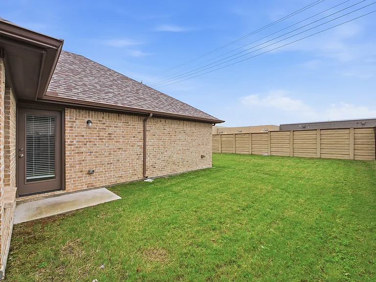 3220 Amber Waves Ln — Photo 24