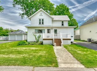 27 Martin St, Webster, NY 14580