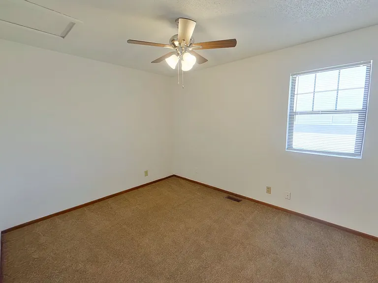 3227 S Illinois Ave #4 — Photo 8