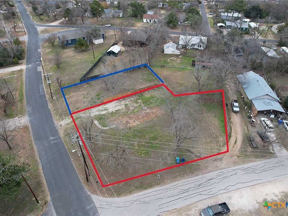 1st image of 305 Lexington Rd