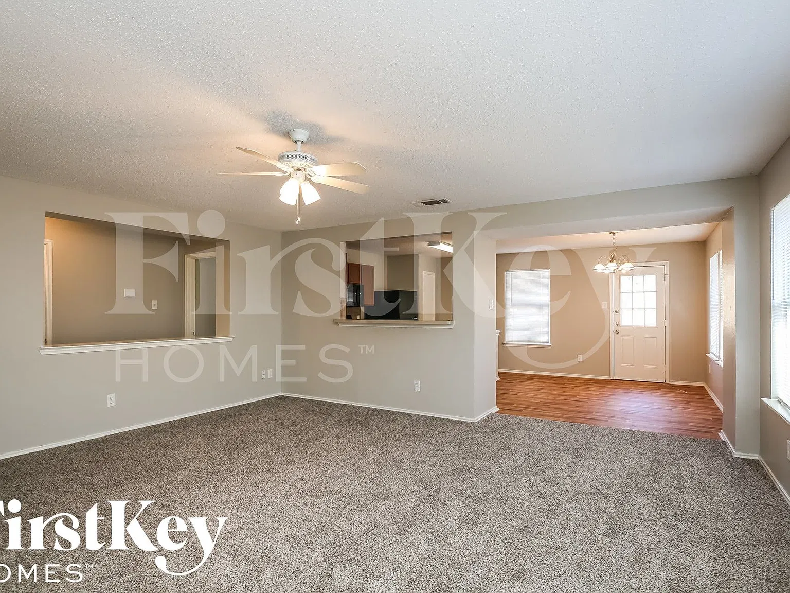 3 bed, 2.0 bath, 1645 sqft, $2,150 — Photo 3