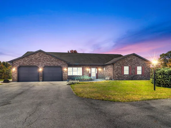 250 Ash Ln, Punxsutawney, PA 15767