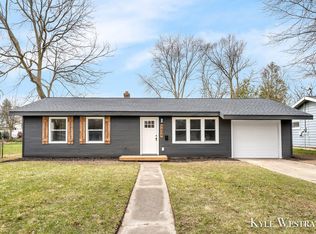 1649 Herrick Ave NE, Grand Rapids, MI