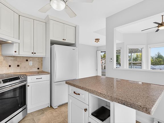 4th image of 7554 Briskham St #310