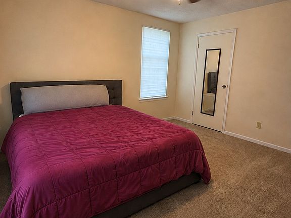 5th image of 109 Christie Ln