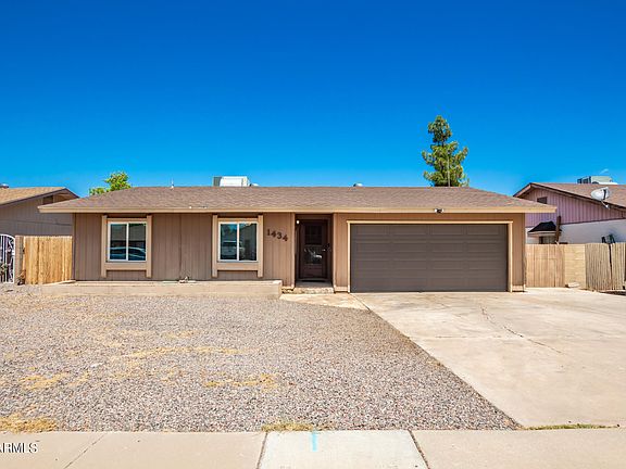 2nd image of 1434 E FORGE Avenue