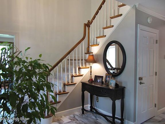 3-Entry  hall