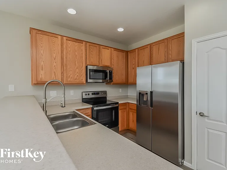 7976 Cairn Ct — Photo 5