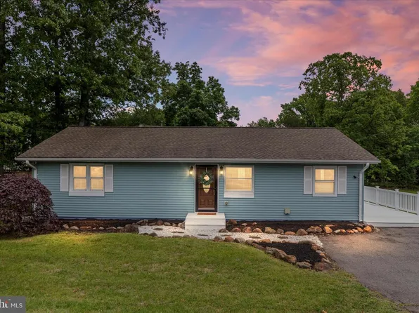 14013 Glenkirk Rd, Gainesville, VA 20155