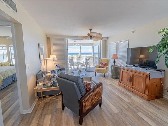 4th image of 7518 Palm Island Dr S #1211