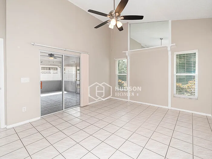 900 Hyacinth Cove Ct — Photo 12
