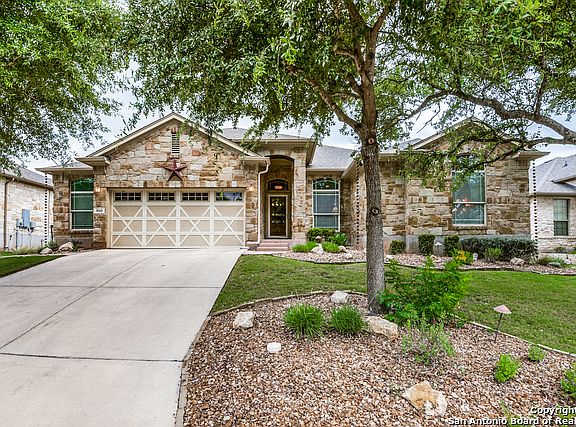 2nd image of 860 San Ignacio