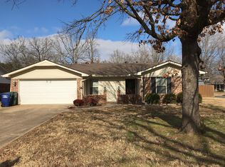 32 Brier Springs Dr, Conway, AR 72034