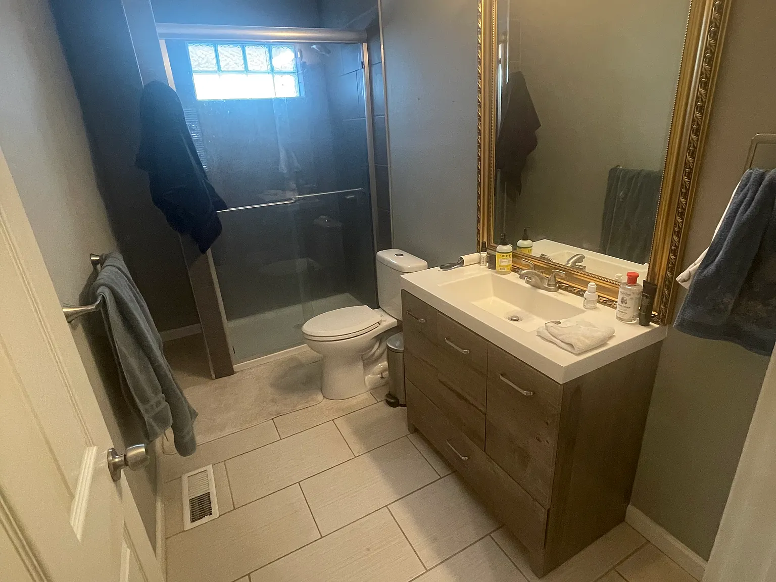 364 S Zunis Ave — Photo 4