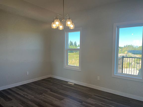 4th image of 4620 50th Ave