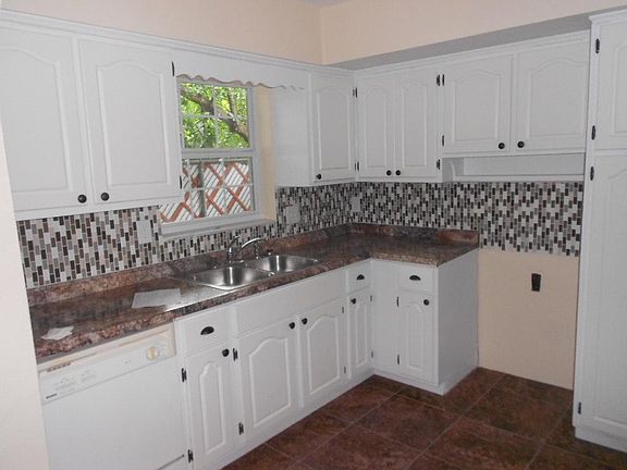 5th image of 263 44th St N