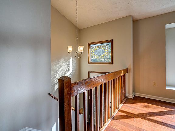 4th image of 1811 Melissa Cir