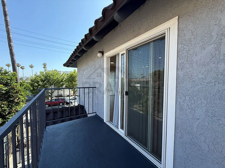 14801 DELANO — Photo 7