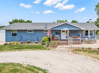 4766 E 2351st Rd, Somonauk, IL 60552