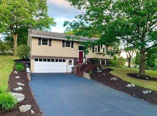 12 Crescent Dr, Apalachin, NY 13732