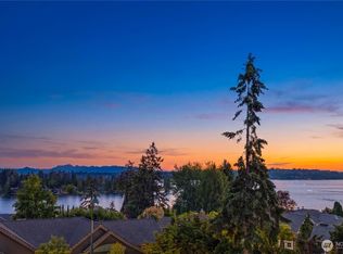 4218 92nd Avenue NE, Yarrow Point, WA 98004