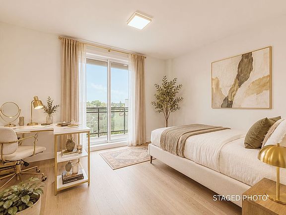 4th image of 2222 Ocean Ave #7C