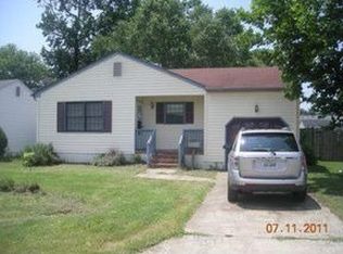 907 Charlotte Dr, Newport News, VA 23601