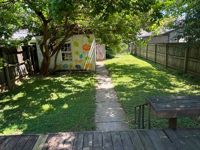 1908 Woodbourne Ave — Photo 12