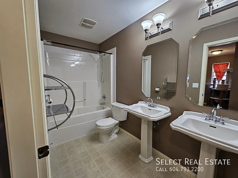 36220 Shadbolt Ave — Photo 26