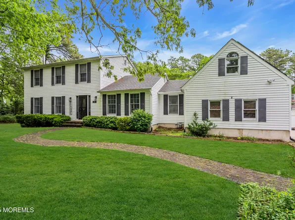 12 Stagecoach Drive, Little Egg Harbor, NJ 08087