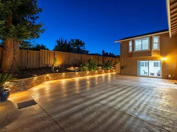 5th image of 7778 Alto Way