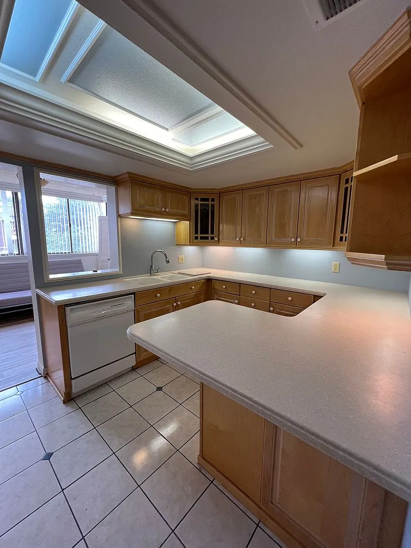 North Salt Lake 1 bed 1.5 bath Condo — Photo 2