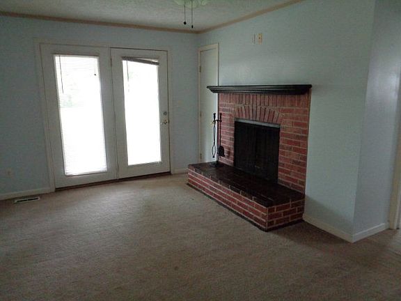 5th image of 605 Wyatt Ave