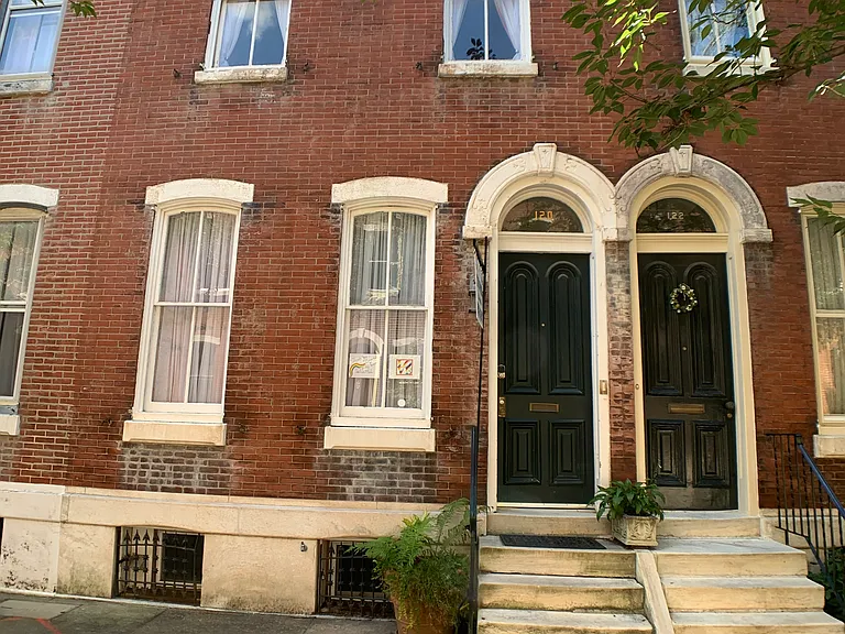 120 N Lambert St — Photo 1