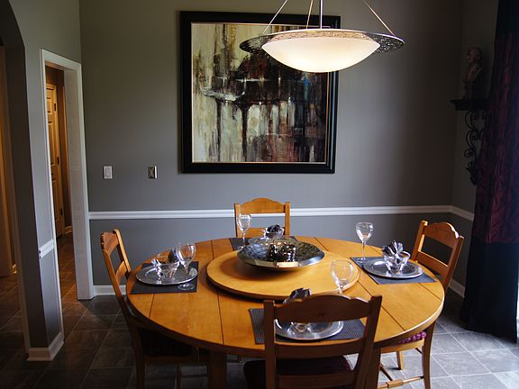 4th image of 408 Rose Ln