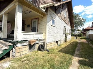 719 Spruce Ave, Sharon, PA 16146