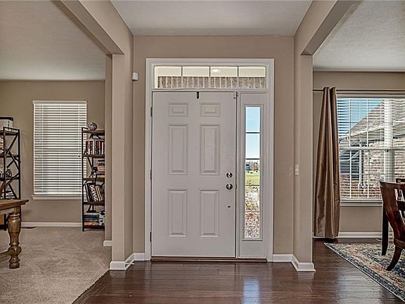 Large formal entryway to home