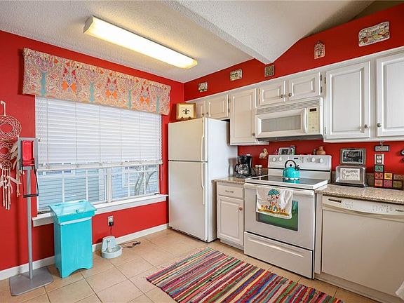 5th image of 902 Audubon Trce Unit 902