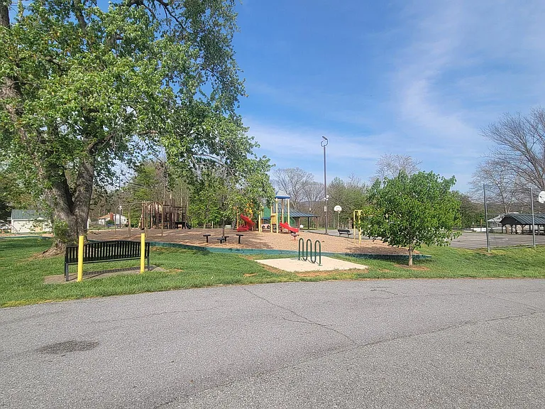 5 N Main St #5B — Photo 27